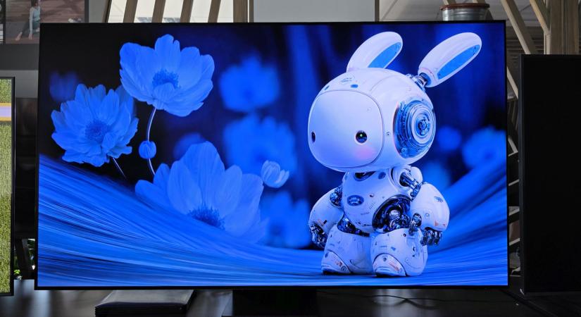 Hoppá! Váratlan húzás jöhet a Samsungtól OLED tv fronton