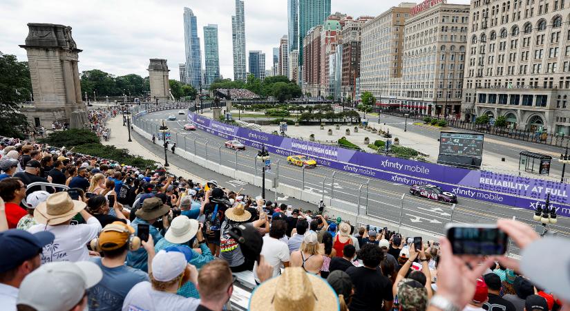 NASCAR: A fejesek szerint mindenki hülye, még a szurkolók is