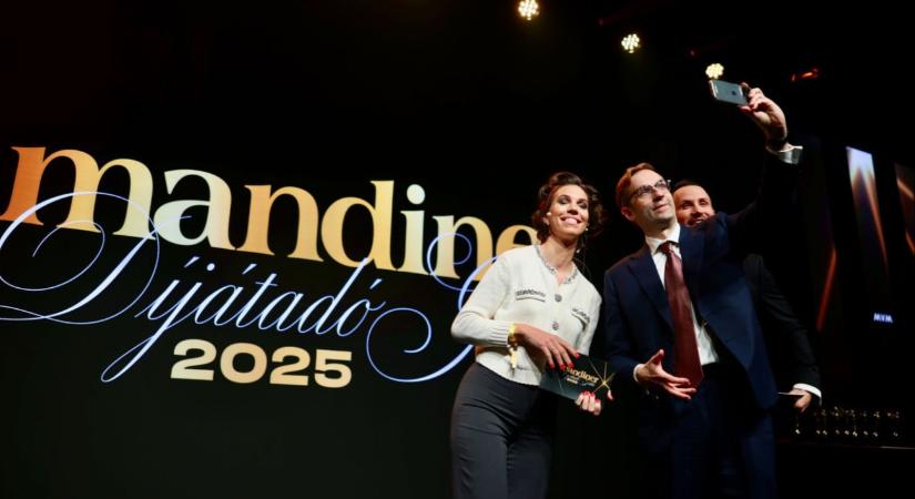Átadták a Mandiner díjait a Várkert Bazárban