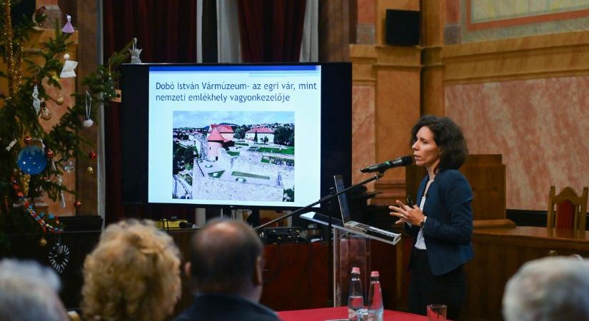 Ha minden így megy tovább, elporlad az egri vár