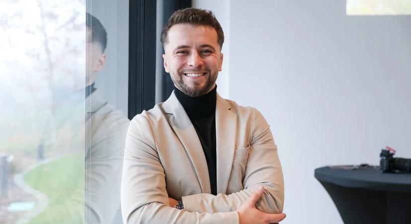 "Felismernek az utcán" – Egy csapásra sztár lett a Lakásvadászok ingatlanosa