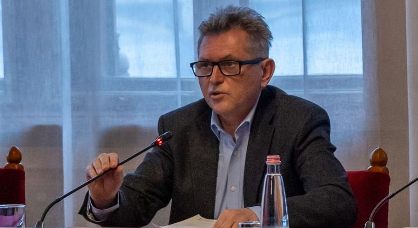 Felfüggesztik a pusztavámi Cicahomok-bánya visszaállítását