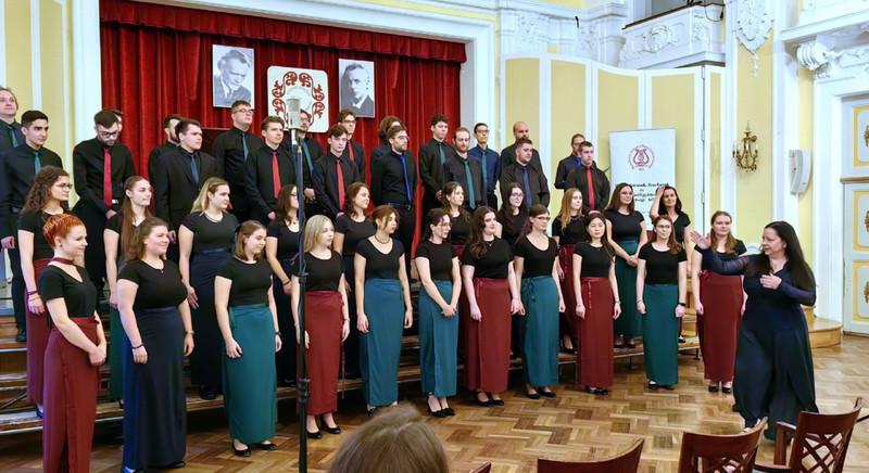 Nagy múltú kórusversenyen lett kategóriagyőztes a Debreceni Egyetem Zeneművészeti Kar Vegyeskara