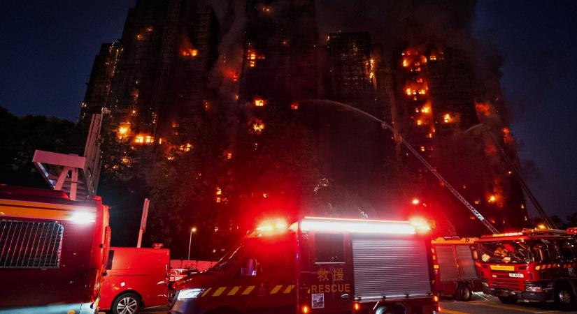 Hongkongi tűzvész: 36-an meghaltak, 280-an eltűntek. Összesen 7 épület kapott lángra