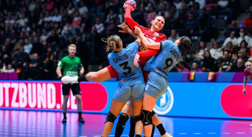 Jutott egy KO is a női kézivébé nyitónapjára