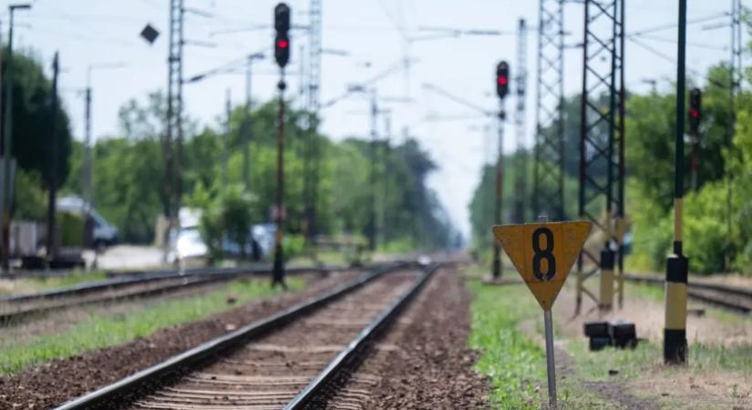 Jöhet a 400 milliárdos pályafelújítási hitel a MÁV-nak