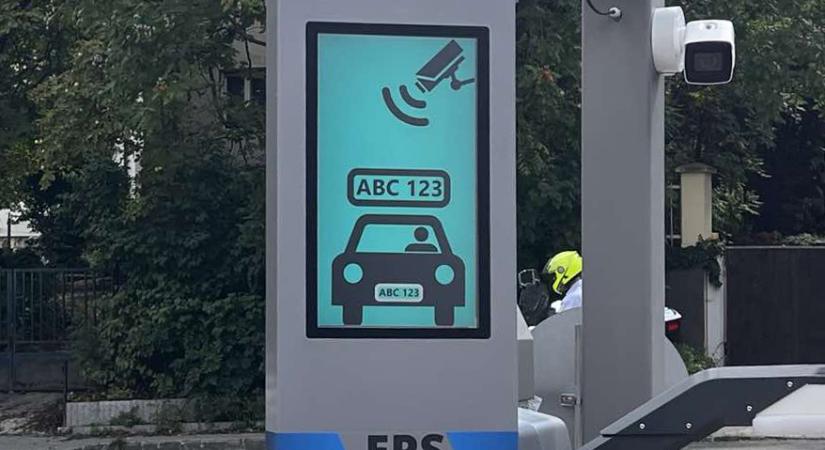 Az állami kórházak piacát szemelte ki a Fideszhez közel álló parkolási szolgáltató