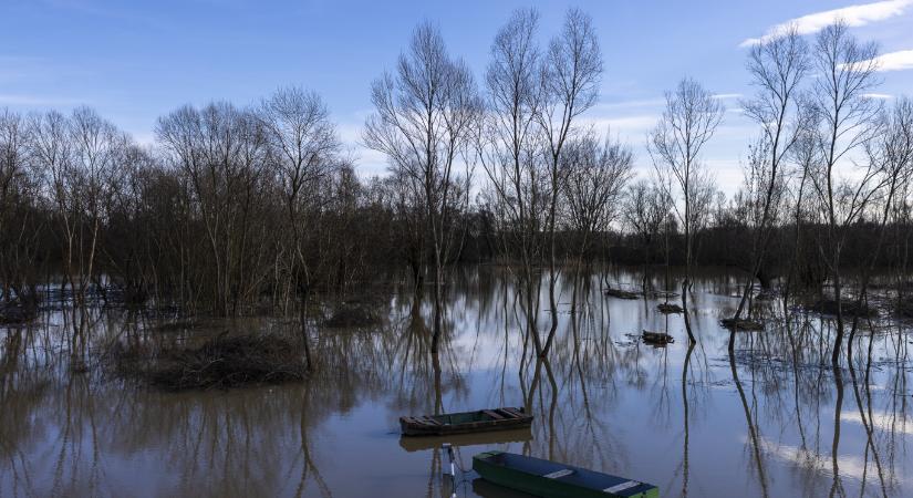 Nagyobb árhullámokat indított el az északi folyóinkon a masszív esőzés