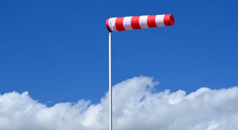 Erős szélre érdemes készülni csütörtökön