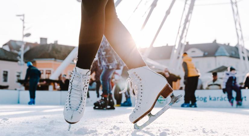 Dunakapu téri siklás: jégrevü, közönségkorcsolya, adventi hangulat péntektől