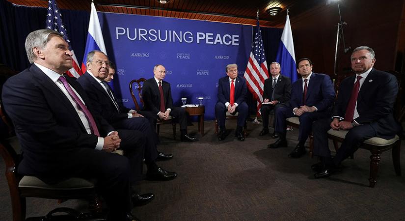 A britek állhatnak a Bloomberg kiszivárogtatásai mögött?