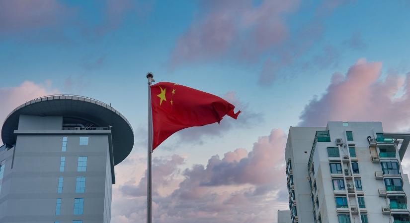 Katasztrofális vonatbaleset történt Kínában, sokan meghaltak