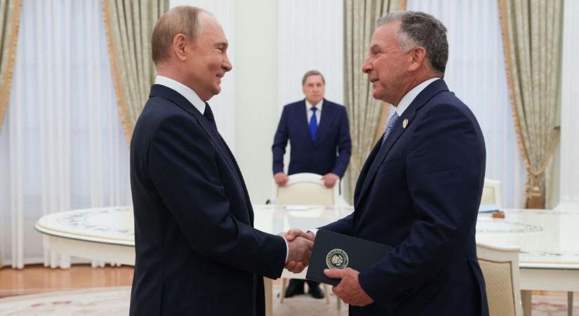 Közeleg a béke? Putyinnal fog tárgyalni Trump különmegbízottja Moszkvában