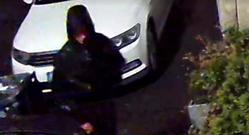 Autónyitogató fantom járja az egri éjszakát