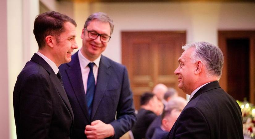 Orbán és Vučić Szabadkán átveszik a Pásztor István-díjat