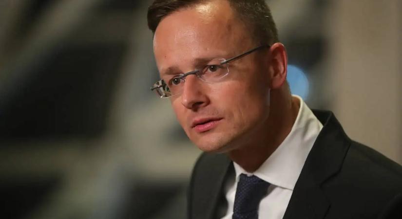 Európa-liga: Szijjártó Péter üzent a Ferencváros szurkolóinak a Fenerbahce elleni mérkőzés előtt