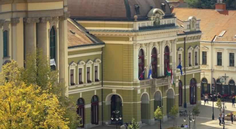 Csütörtökön közmeghallgatást tartanak az egri városházán