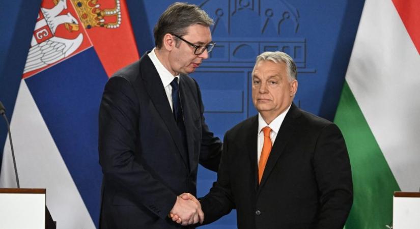 Orbán díjat vesz át és energiaügyben tárgyal Vuciccsal Szabadkán