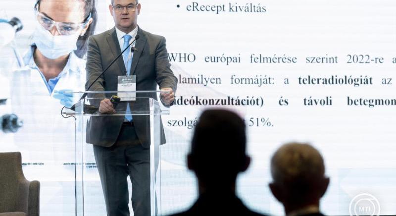 Takács: Robbanásszerű a fejlődés az egészségügyi informatikában