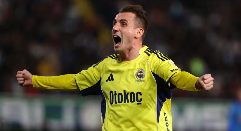 Az El-ben sokkal visszafogottabb stílust képvisel az isztambuli együttes