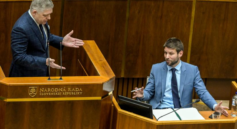 Ficóval vagy az ellenzékkel legyenek a magyarok?