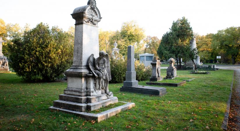 Októberben féléves csúcsra nőtt a halálozások száma