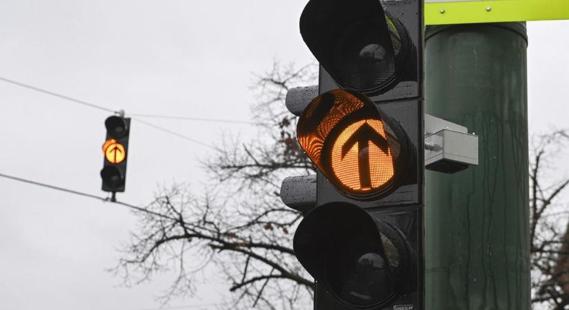 Beismerés: a szakemberek nem tudják, hogy miért nem működik a jelzőlámpa a Szabadság úton