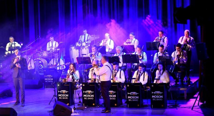 Adventi koncert: duplán lép fel a Moson Big Band