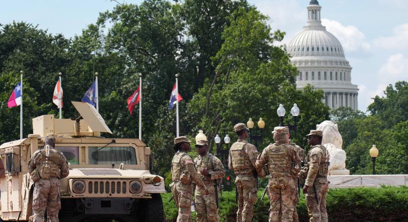Fegyveres támadás érte a Nemzeti Gárda tagjait a Fehér Ház közelében