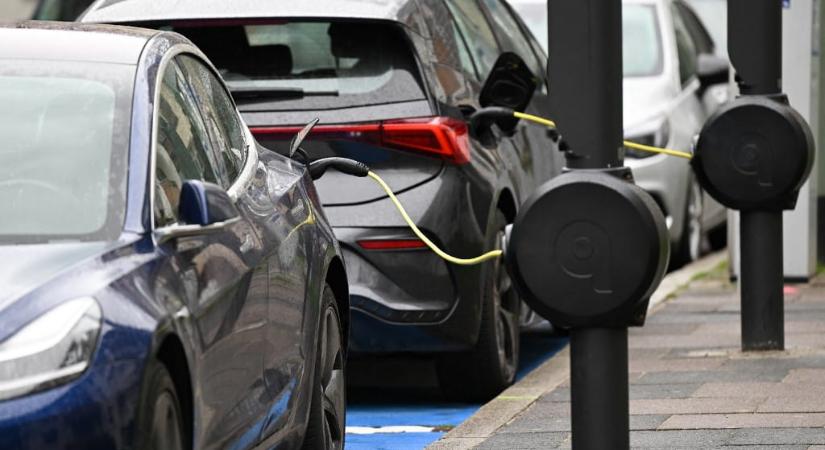 Rákaptak a németek a villanyautókra: érdekesség, hogy a plugin hibridekről váltanak át sokan