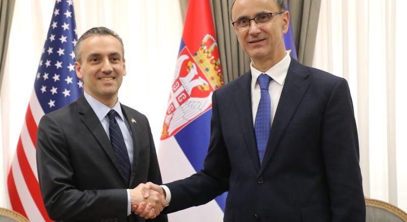 „Szerbia útelágazáshoz érkezett”