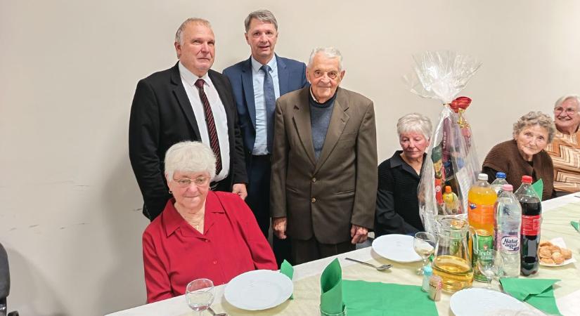 A polgármester és a képviselők főztek erre a rendezvényre a zalai faluban