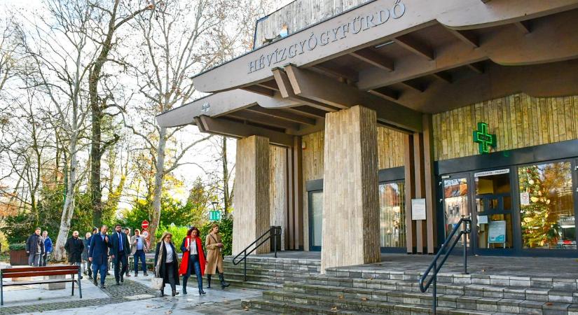 Új szakaszba lépett a Hévízi Tófürdő fejlesztésének előkészítése