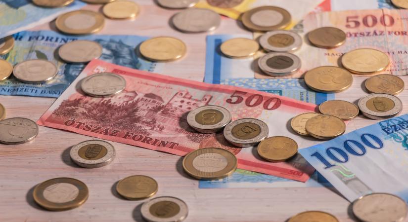 Jövőre 3,6 százalékkal nőnek a nyugdíjak