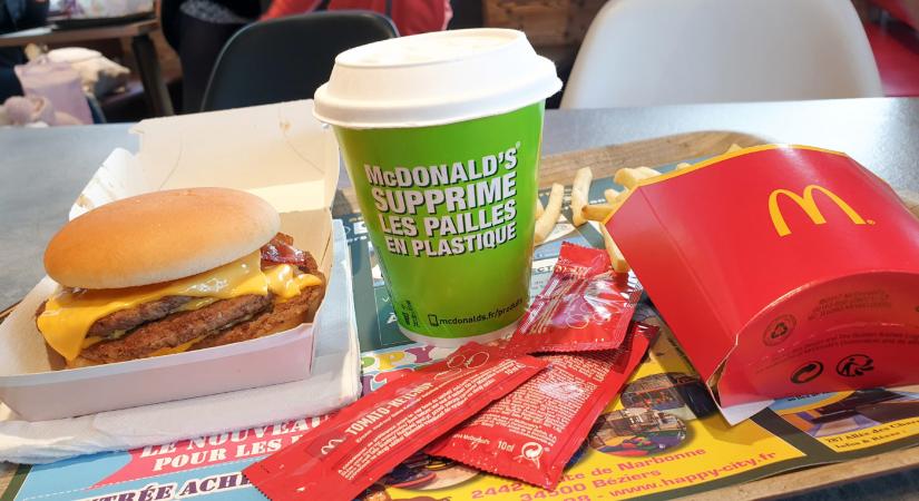 Ételhulladékból készült tálcákkal kísérletezik a McDonald's