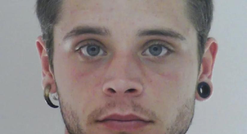 Undorító, amit ez a pécsi férfi tett, keresik is a rendőrök