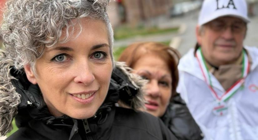 Leköpte a neves gyermekvédelmi szakembert egy fideszes az utcán