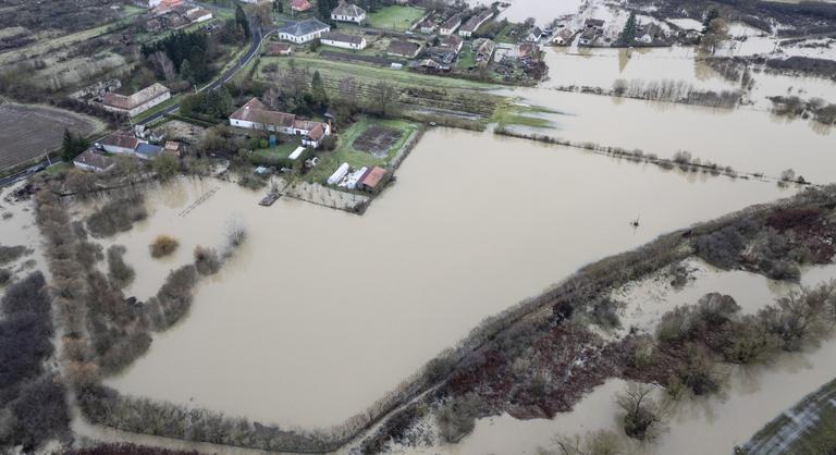 Két folyón is árvízveszély van, az Ipoly már megáradt
