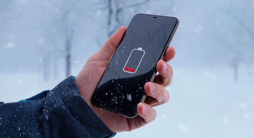 Hidegben gyorsabban merül a telefon, mutatjuk miért