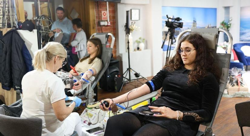 Ünnepi véradás és adománygyűjtés: ismét Adventi Véradás a TV Egernél