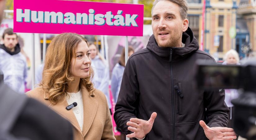 Félmillióan küszködnek, kire szavazzanak, mert a Tisza nem az ő hangjukon szól - rájuk hajtanak a Humanisták