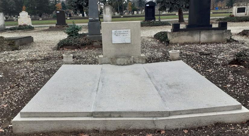 A debreceni huszárezred parancsnokára emlékeznek