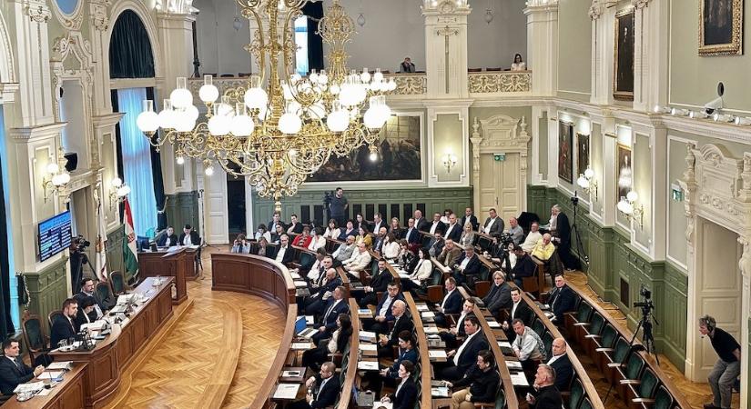 Borsi Róbert javaslatára bizottság alakult a győri parkolási botrány kivizsgálására