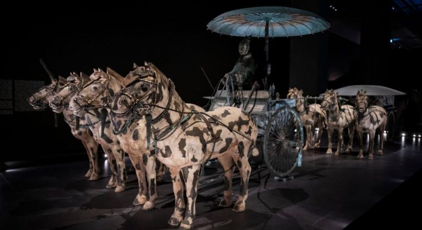 Pénteken nyit a kínai agyagkatonákat bemutató kiállítás Budapesten