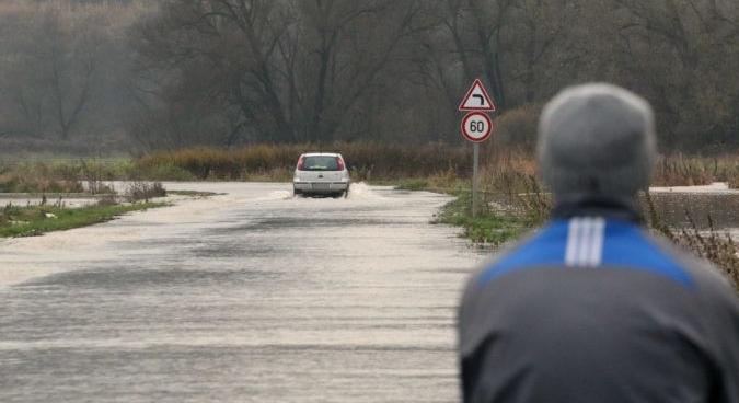 Áradás vonul le több hazai folyón, grafikonokon mutatjuk be, hol várható a legkritikusabb helyzet