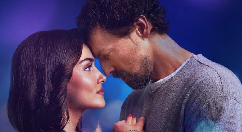 Mától nézheted: 16-os új romantikus filmmel bővült a streamingóriás katalógusa