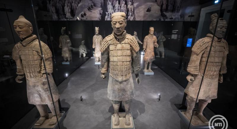 Péntektől látogatható a kínai agyagkatonákat bemutató kiállítás a Szépművészeti Múzeumban