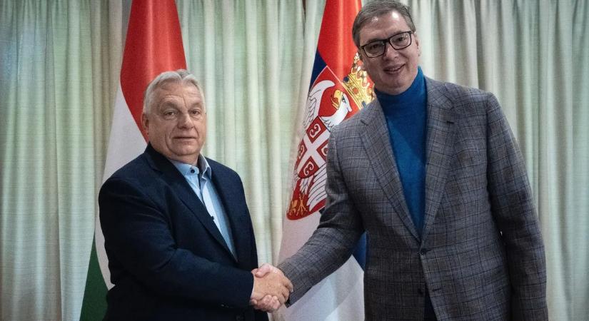 Orbán Viktor és Alexander Vucsics közös sajtótájékoztatót tart