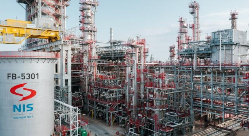 Hétvégén bezár a kőolajfinomító