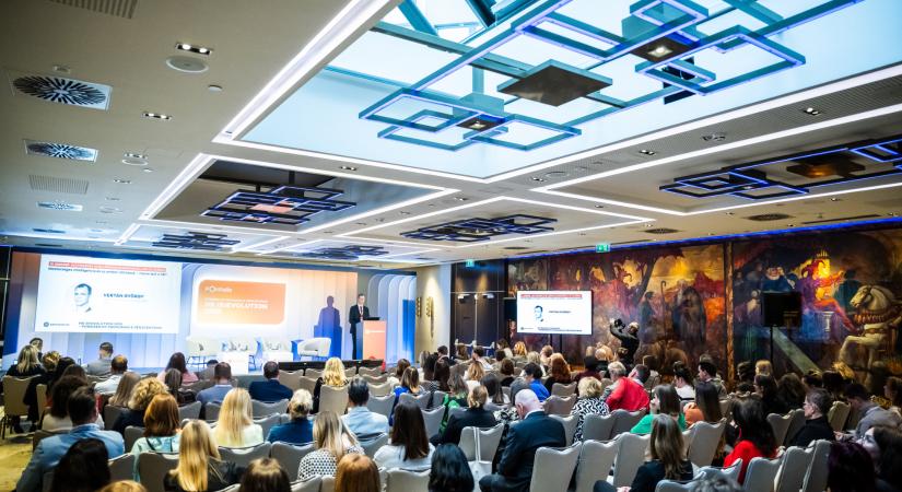 Döntéstámogatásban és cégkultúraépítésben az AI korában is az embernél maradnak a kártyák